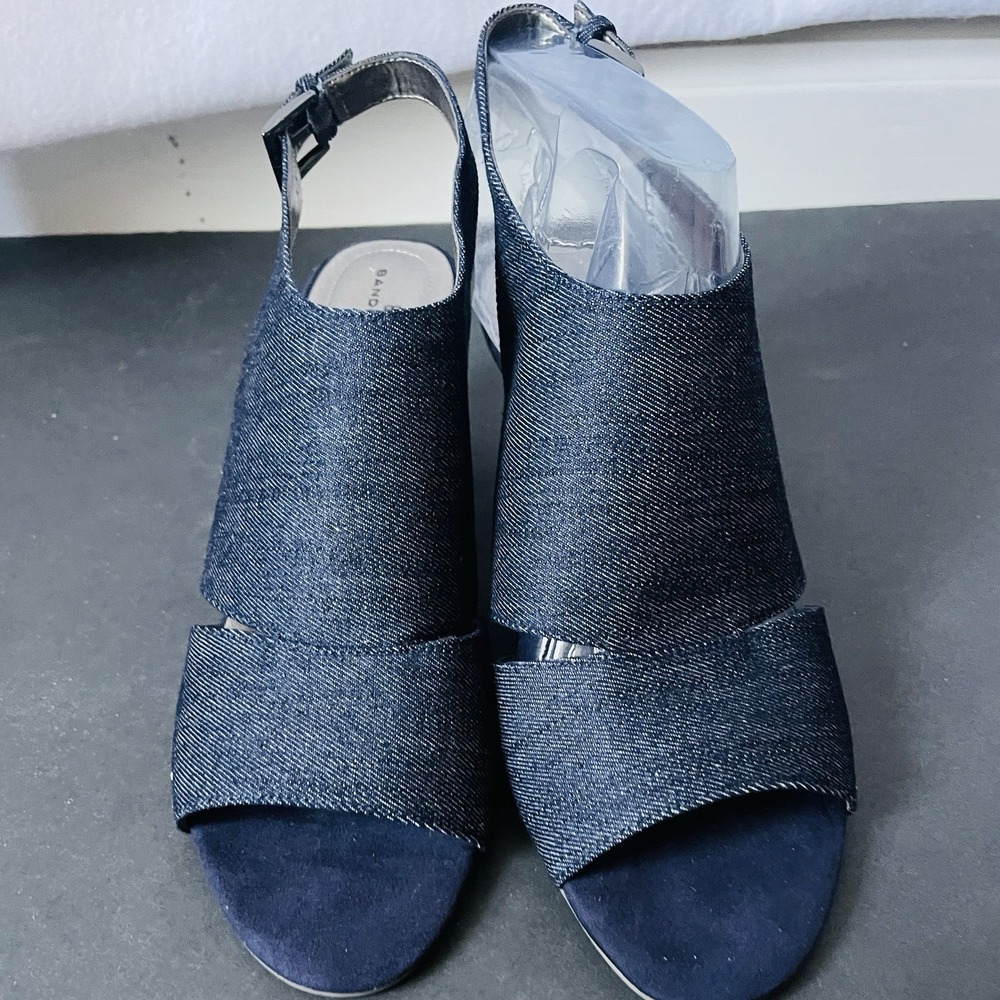 Bandolino‎ Oswalda,Women's Slingback Sandal,Denim/Dark Blue Fabric,Size 10 new